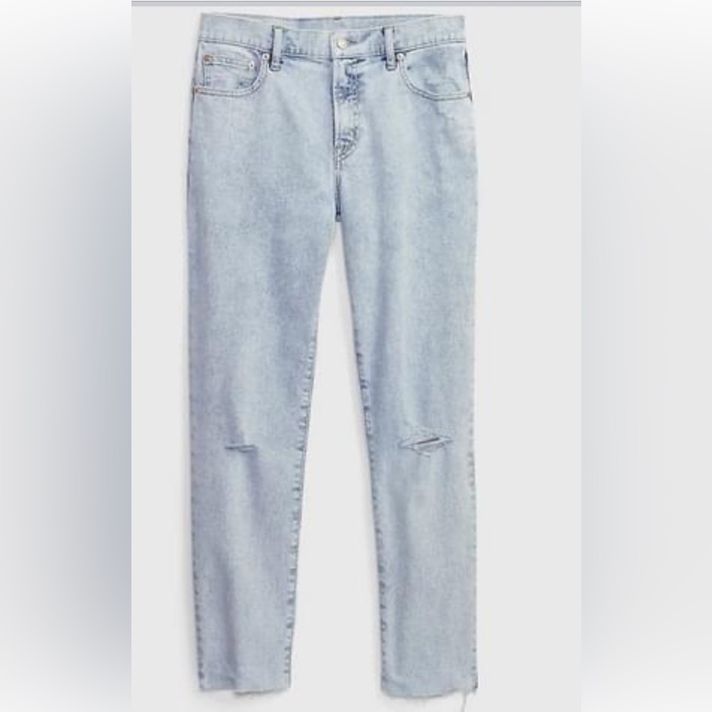 Gap jeans women’s 28 / 6 p petite Mid Rise Girlfriend Jeans with Washwell NWT